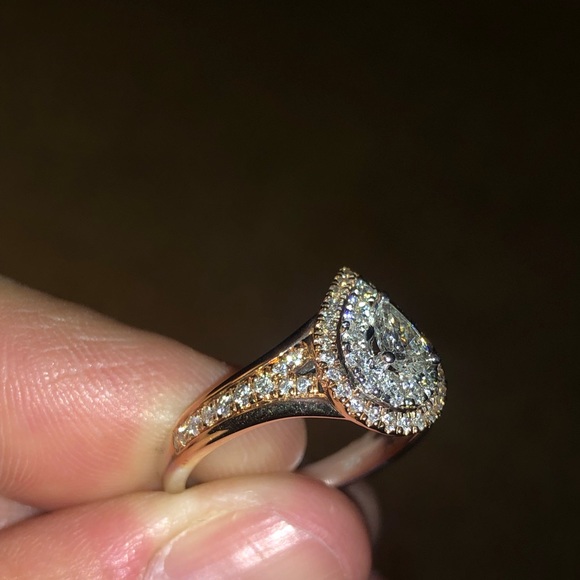 1CT diamond engagement ring white & rose gold - Picture 7 of 10